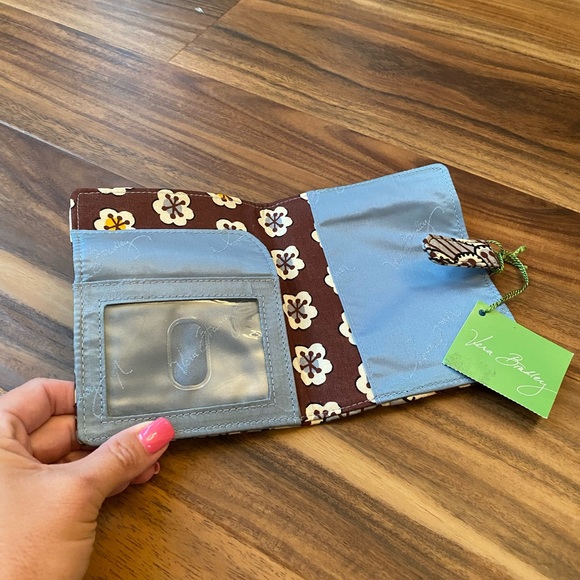 Vera Bradley Passport Holder - Picture 3 of 4